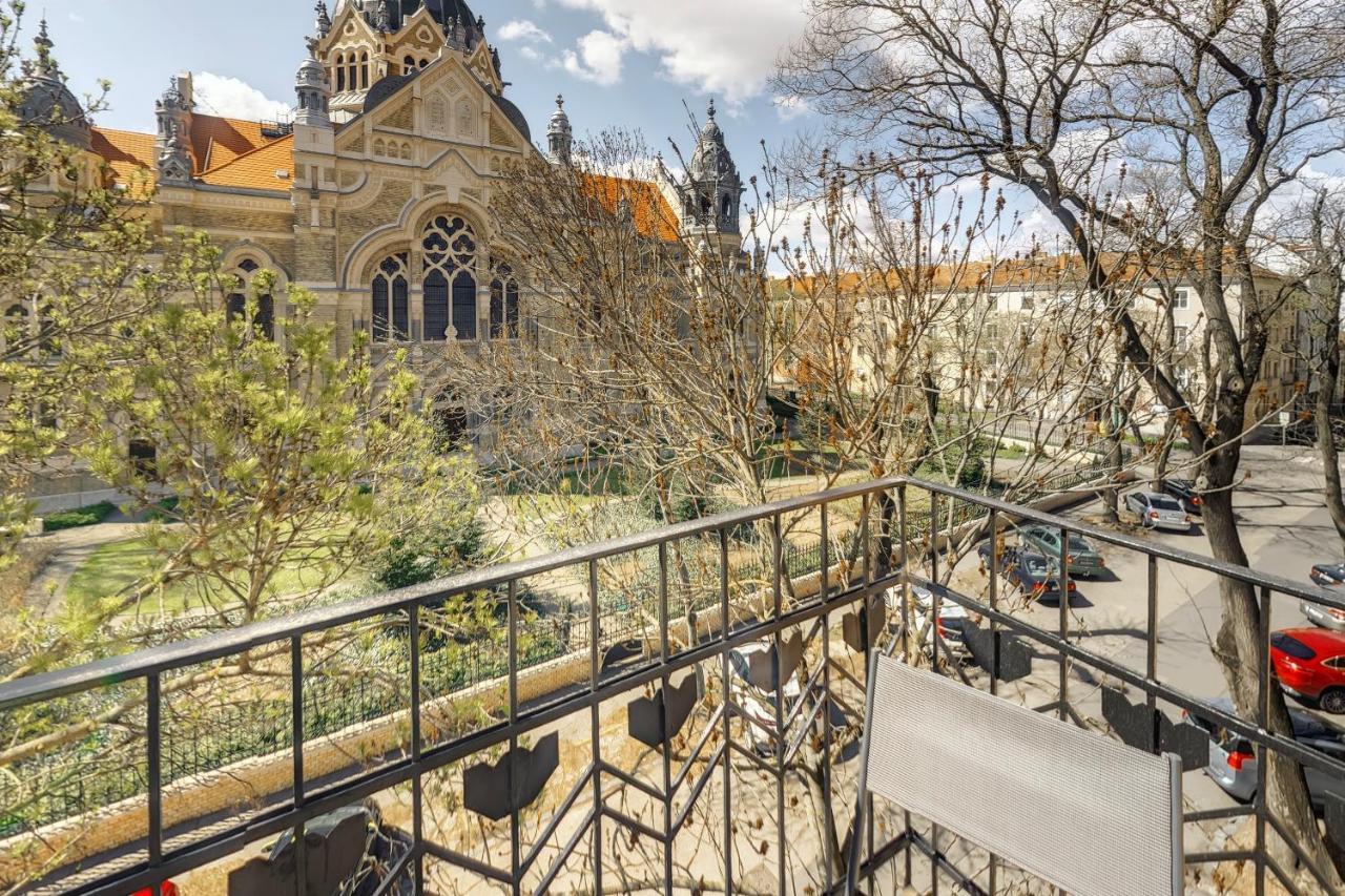 Synagoge View Loft Bestern Segedín Exteriér fotografie